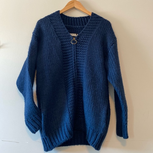 Jackson Rowe Knit Sweater - Picture 3 of 4